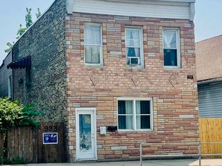 9931 S Ewing Avenue, Chicago, IL 60617