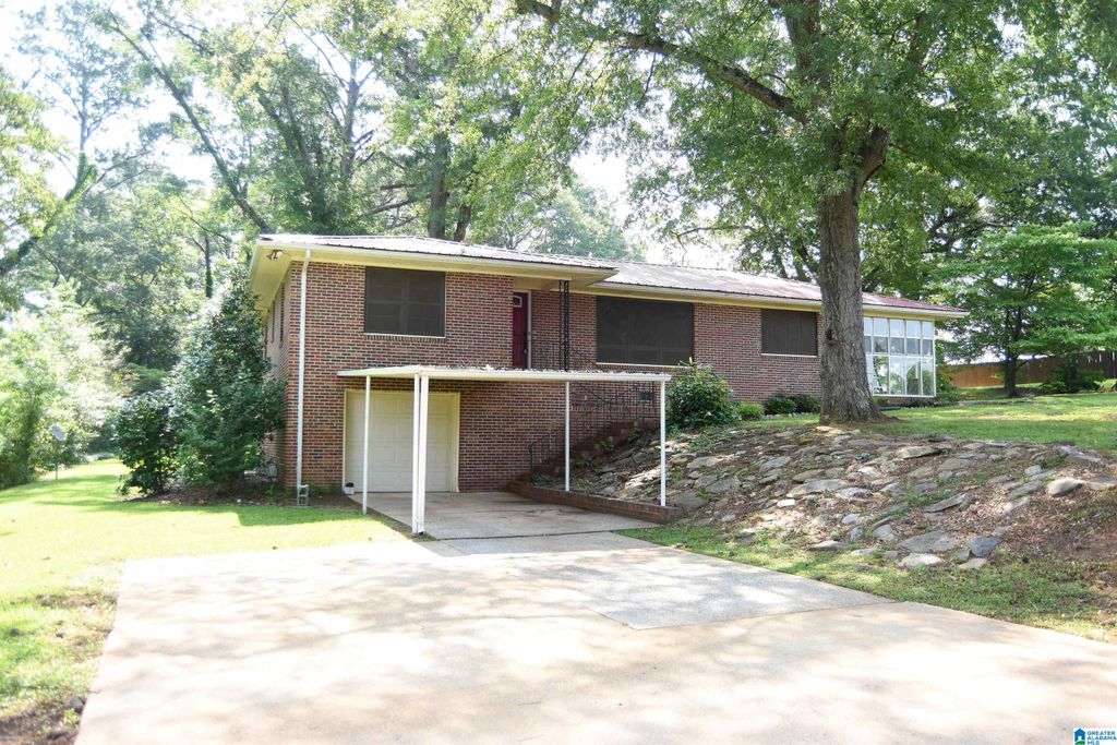 1911 PETTUS AVENUE, Oxford, AL 36203