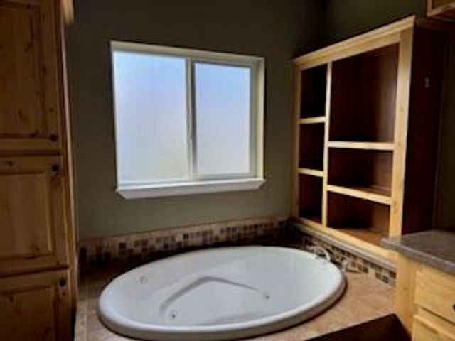 355 Colver Road UNIT 24, Talent, OR 97540