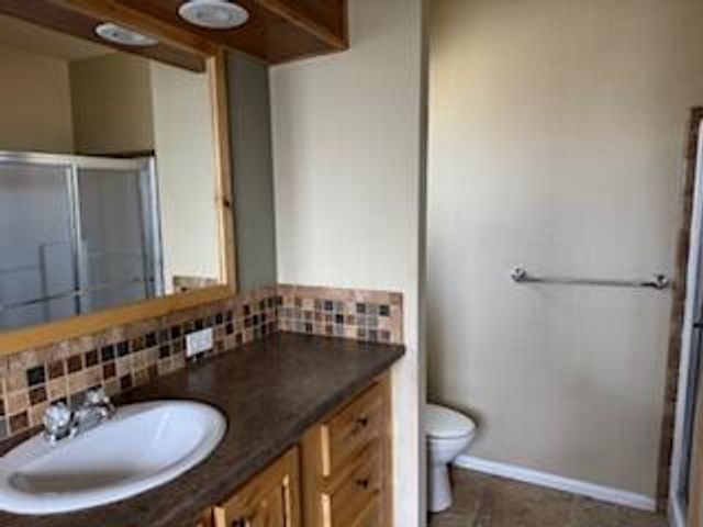 355 Colver Road UNIT 24, Talent, OR 97540