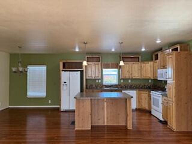 355 Colver Road UNIT 24, Talent, OR 97540