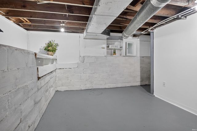 1338 Obrien Street, South Bend, IN 46628