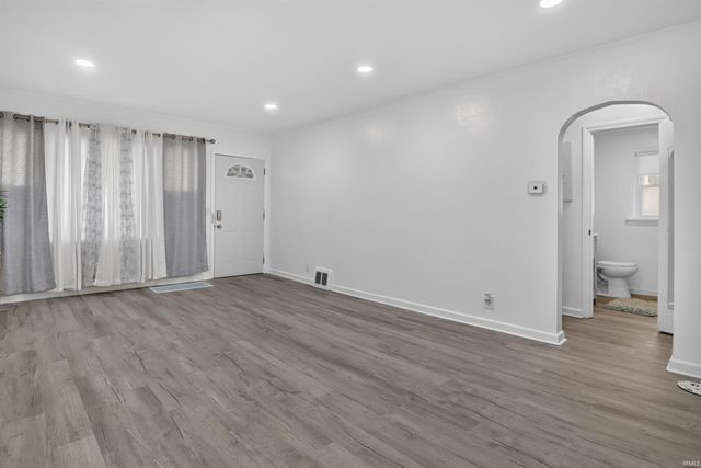 1338 Obrien Street, South Bend, IN 46628
