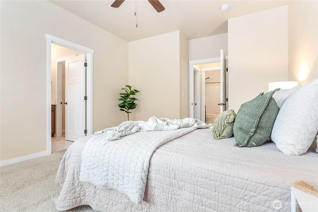 1561 Bryce Park Loop, Lynden, WA 98264