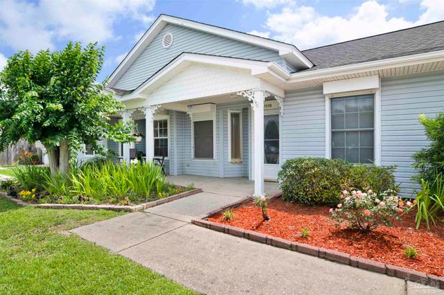 7830 Homestead Ln B, Pensacola, FL 32526