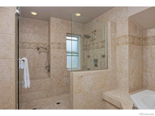 6641 Golf Club Drive, Longmont, CO 80503