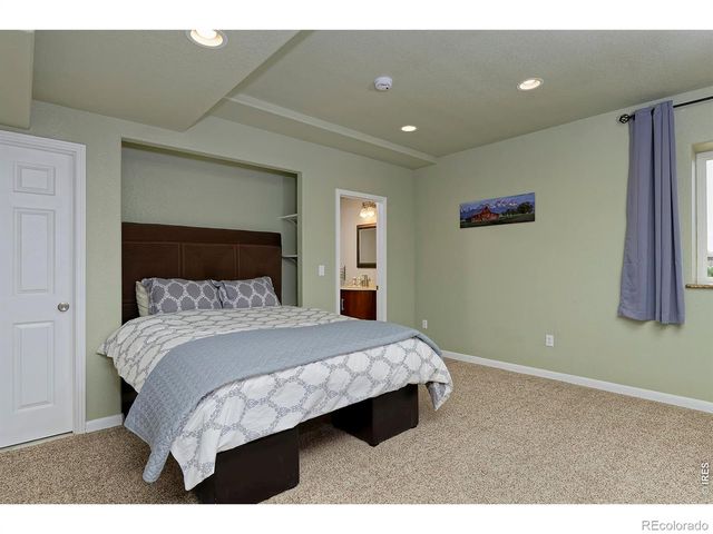 6641 Golf Club Drive, Longmont, CO 80503