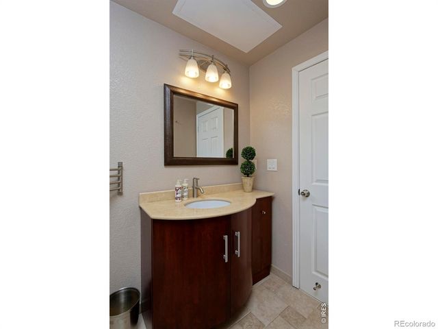 6641 Golf Club Drive, Longmont, CO 80503
