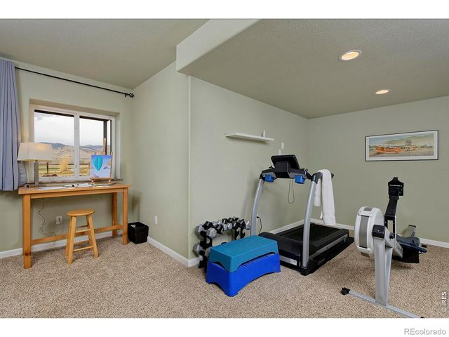 6641 Golf Club Drive, Longmont, CO 80503