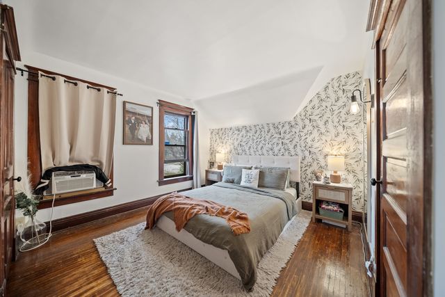 2409 Farnam Street, Davenport, IA 52803