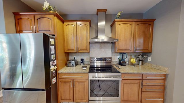 28 Capri Drive, Johnston, RI 02919