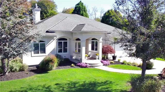 28 Capri Drive, Johnston, RI 02919