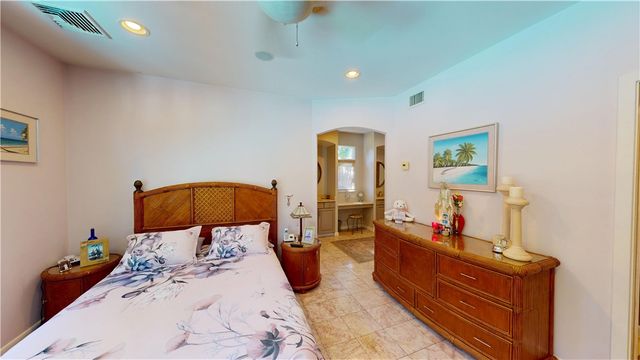 28 Capri Drive, Johnston, RI 02919