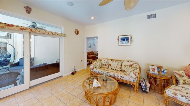 28 Capri Drive, Johnston, RI 02919