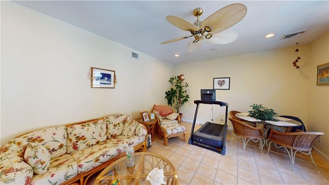 28 Capri Drive, Johnston, RI 02919