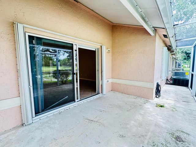 10632 Lake Shore Drive, Wellington, FL 33414