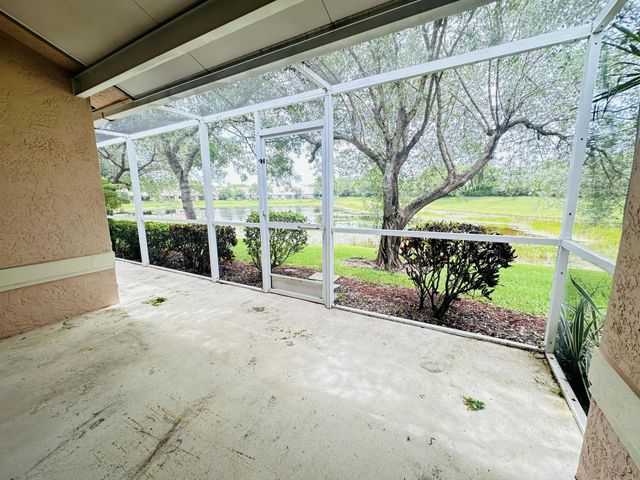 10632 Lake Shore Drive, Wellington, FL 33414