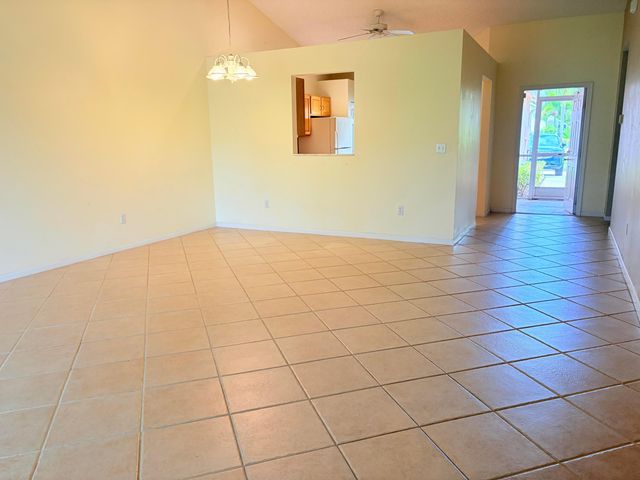 10632 Lake Shore Drive, Wellington, FL 33414