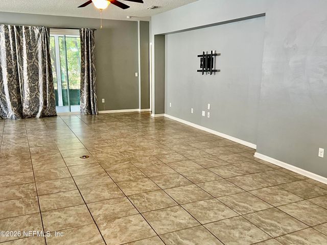 11573 SYCAMORE COVE Lane, Jacksonville, FL 32218