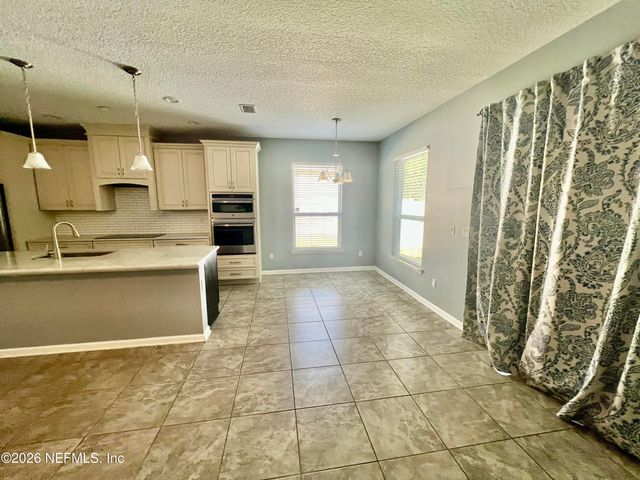 11573 SYCAMORE COVE Lane, Jacksonville, FL 32218