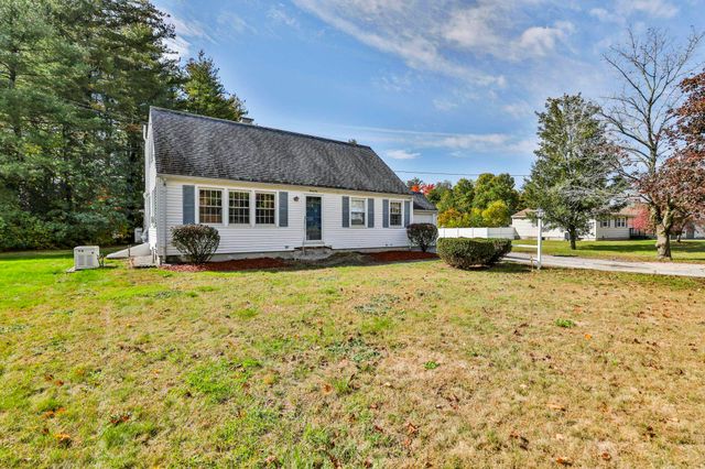 32 Greeley Street, Hudson, NH 03051