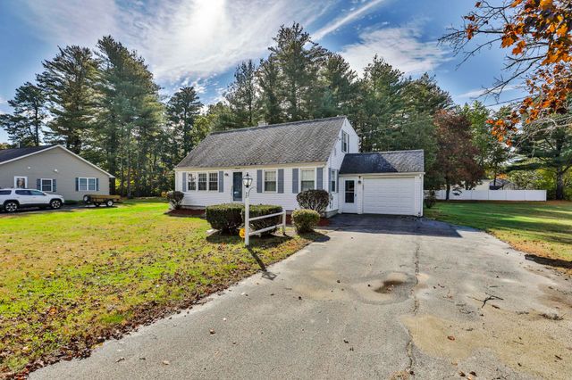 32 Greeley Street, Hudson, NH 03051
