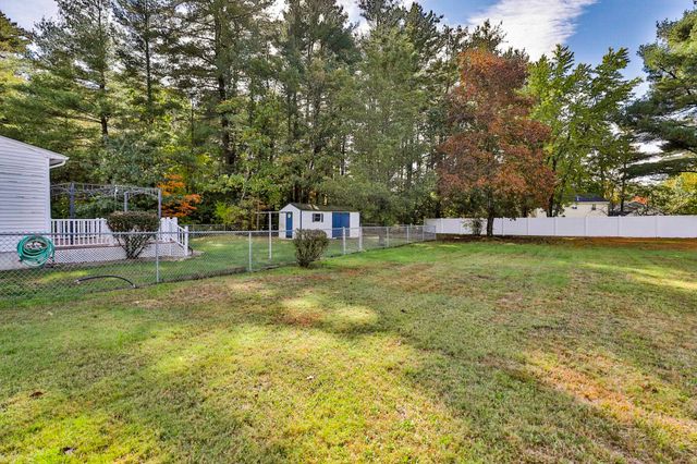 32 Greeley Street, Hudson, NH 03051