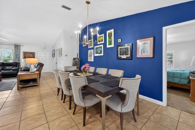 706 Osceola Avenue, Fort Pierce, FL 34982