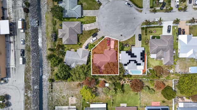 706 Osceola Avenue, Fort Pierce, FL 34982