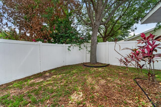706 Osceola Avenue, Fort Pierce, FL 34982