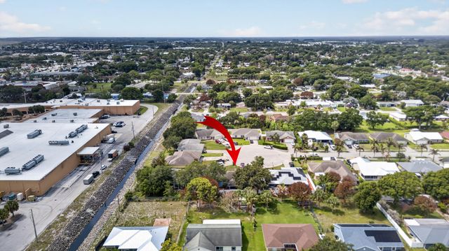 706 Osceola Avenue, Fort Pierce, FL 34982