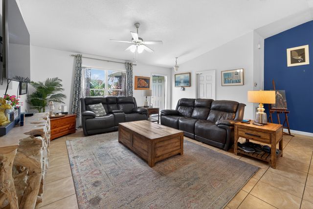 706 Osceola Avenue, Fort Pierce, FL 34982