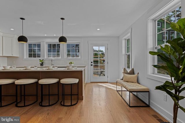 142 MERION AVE, Narberth, PA 19072