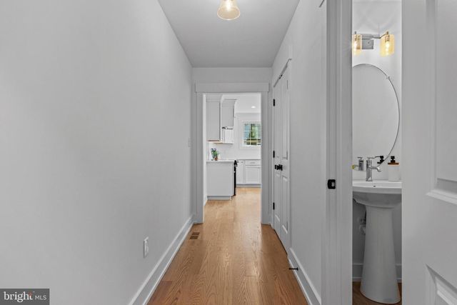 142 MERION AVE, Narberth, PA 19072