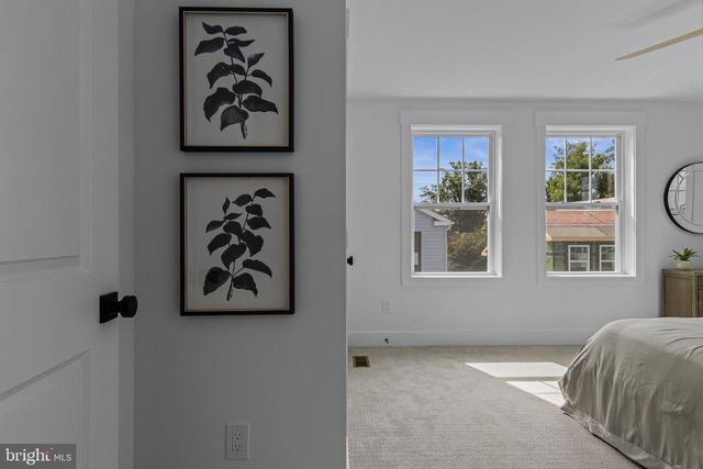 142 MERION AVE, Narberth, PA 19072