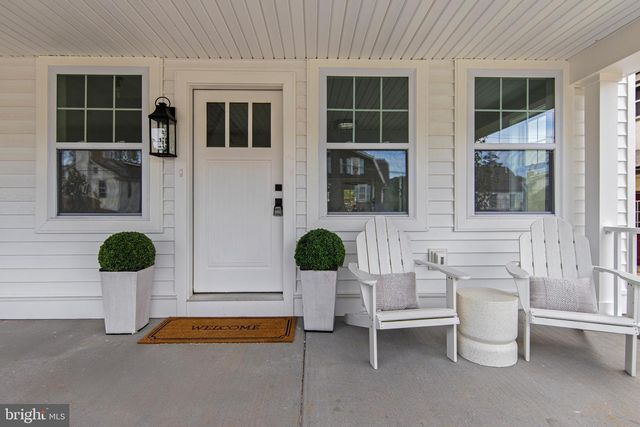 142 MERION AVE, Narberth, PA 19072