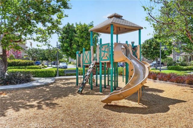 3233 Larkspur Street, Tustin, CA 92782