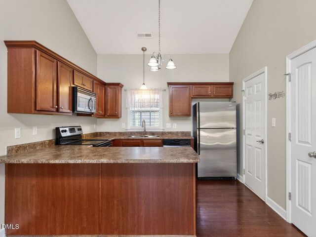 100 Ashby Drive, Clayton, NC 27527