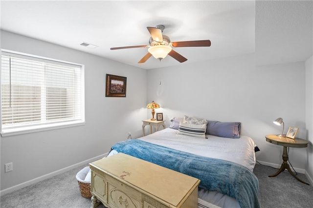 605 SE Colonial Drive, Blue Springs, MO 64014