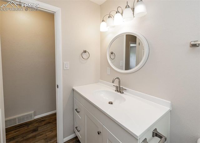 909 E Costilla Street, Colorado Springs, CO 80903