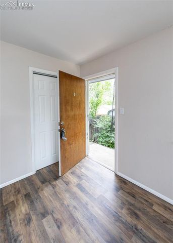 909 E Costilla Street, Colorado Springs, CO 80903