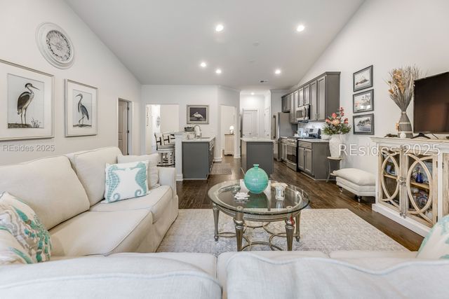 204 Wooden Wheel Ln, Bluffton, SC 29909