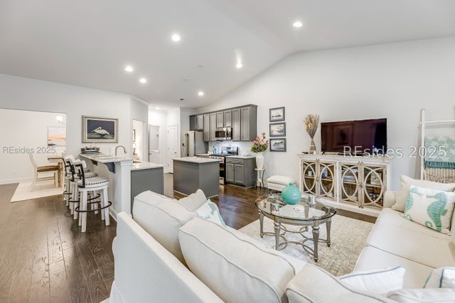 204 Wooden Wheel Ln, Bluffton, SC 29909