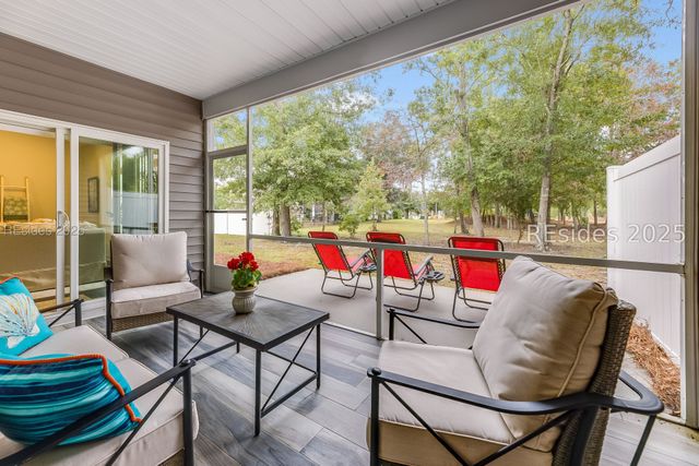 204 Wooden Wheel Ln, Bluffton, SC 29909