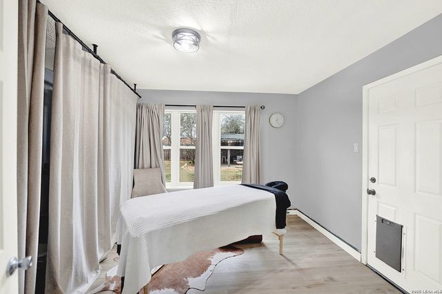 1501 Longhorn, Floresville, TX 78114