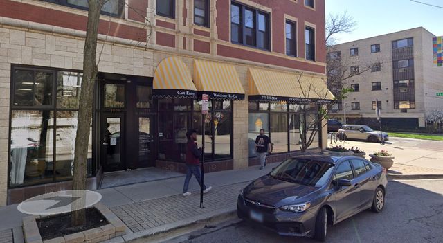 7005 N Glenwood Avenue, Chicago, IL 60626