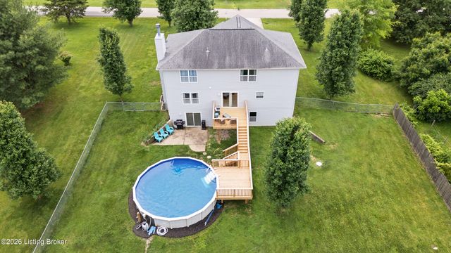 350 Pin Oak Dr, Taylorsville, KY 40071