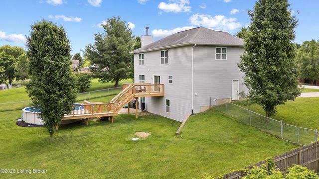 350 Pin Oak Dr, Taylorsville, KY 40071