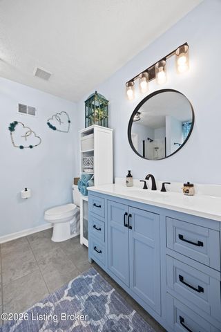 350 Pin Oak Dr, Taylorsville, KY 40071