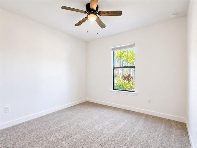 3929 Hampton CIR, Alva, FL 33920